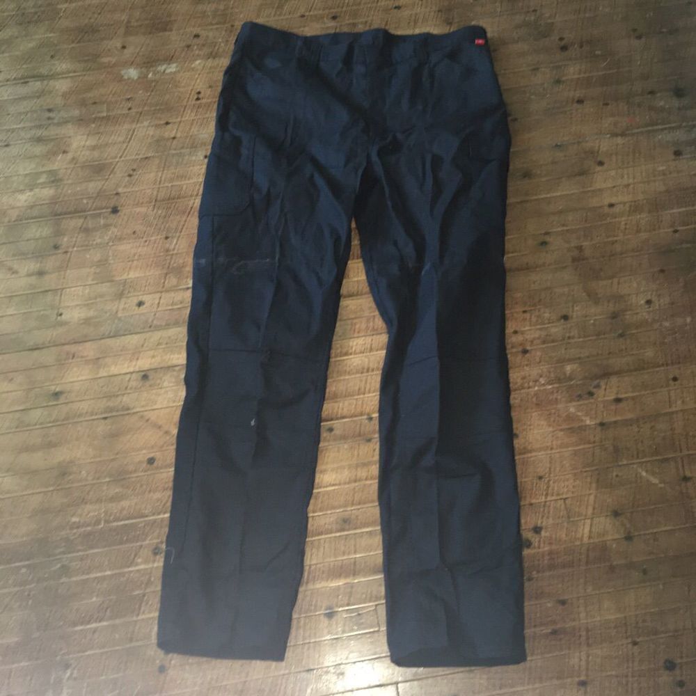 Bulwark black lightweight flame resistant 42x36 pants